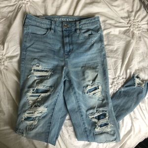 AE super stretch high rise jeans/jegging • ripped